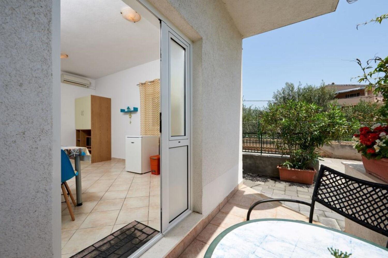 Apartments Mare - 30 M From Pebble Beach 브랜지카 외부 사진