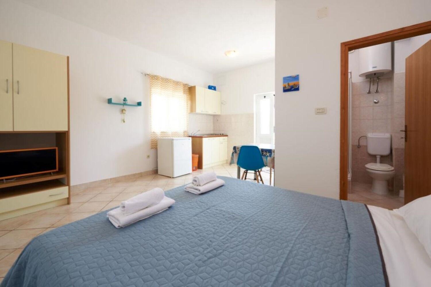 Apartments Mare - 30 M From Pebble Beach 브랜지카 외부 사진